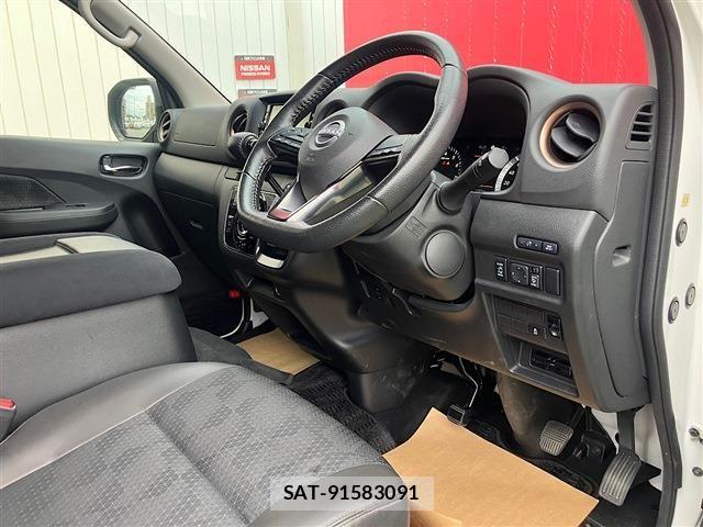 Nissan Caravan 2024-07 8658343-9