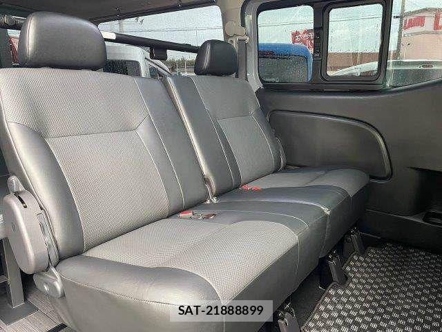 Nissan Caravan 2023-03 8741077-12