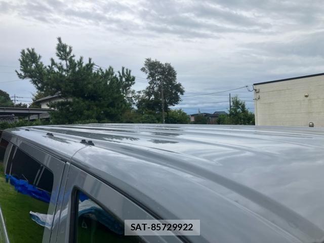 Nissan Caravan 2023-06 8741078-10