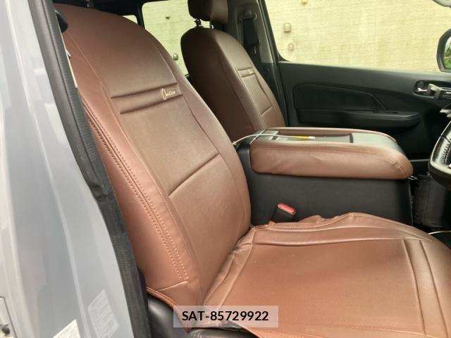 Nissan Caravan 2023-06 8741078-14
