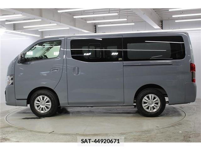 Nissan Caravan 2026-08 8741076-9