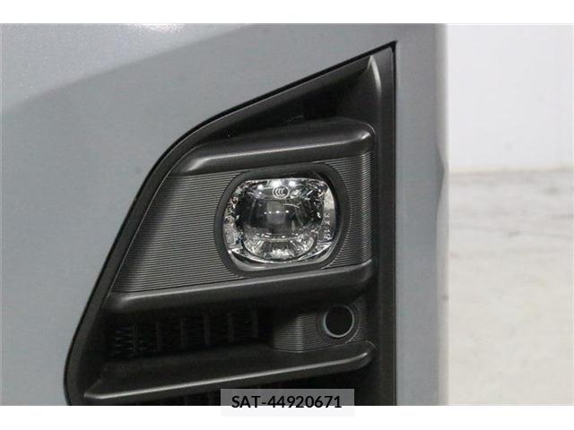 Nissan Caravan 2026-08 8741076-17