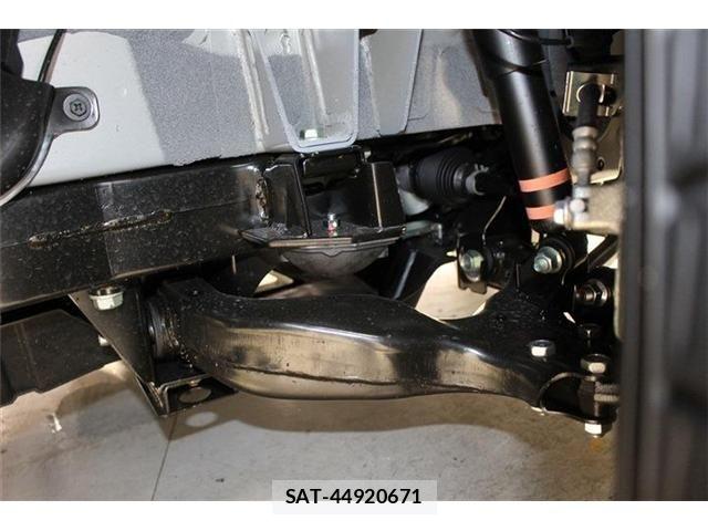 Nissan Caravan 2026-08 8741076-21
