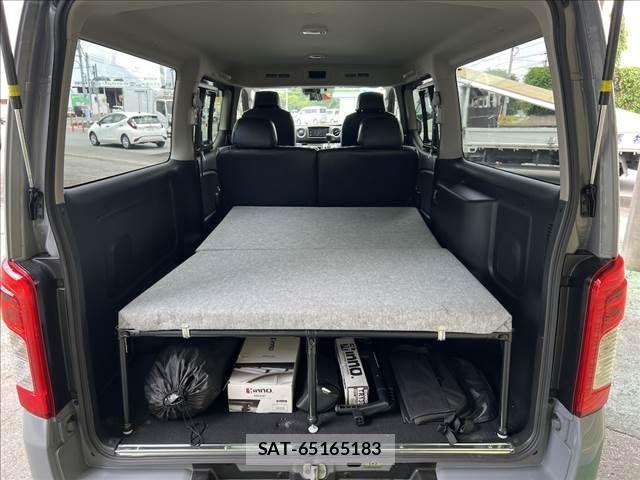 Nissan Caravan 2024-10 8779695-10