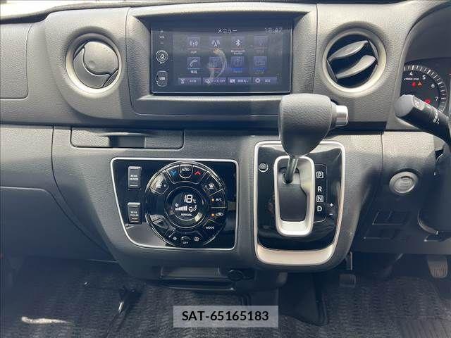 Nissan Caravan 2024-10 8779695-15