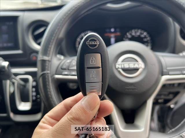 Nissan Caravan 2024-10 8779695-22