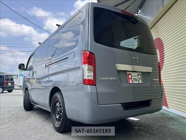 Nissan Caravan 2024-10 8779695-4