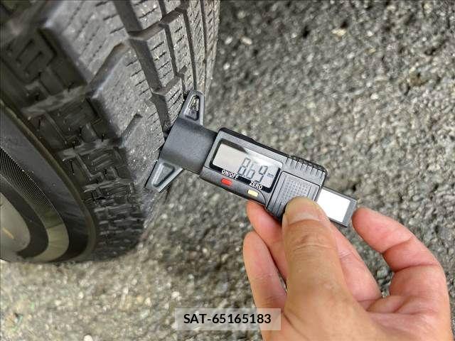 Nissan Caravan 2024-10 8779695-6
