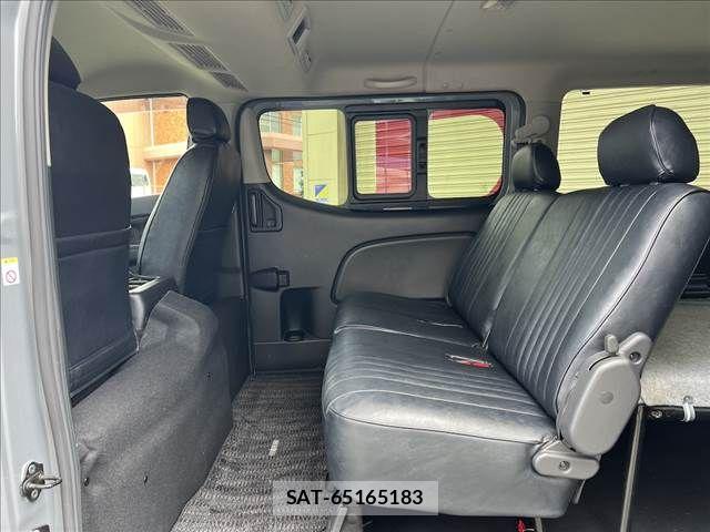 Nissan Caravan 2024-10 8779695-8