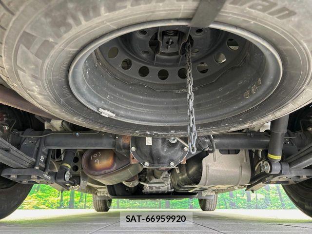 Nissan Caravan 2023-03 8779696-18