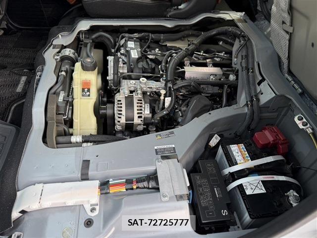 Nissan Caravan 2024-02 8795454-19