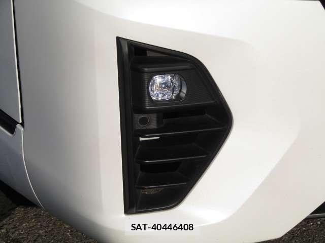 Nissan Caravan 2021-10 8795455-24