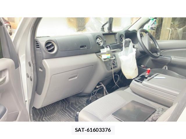 Nissan Caravan 2021-03 8879017-14