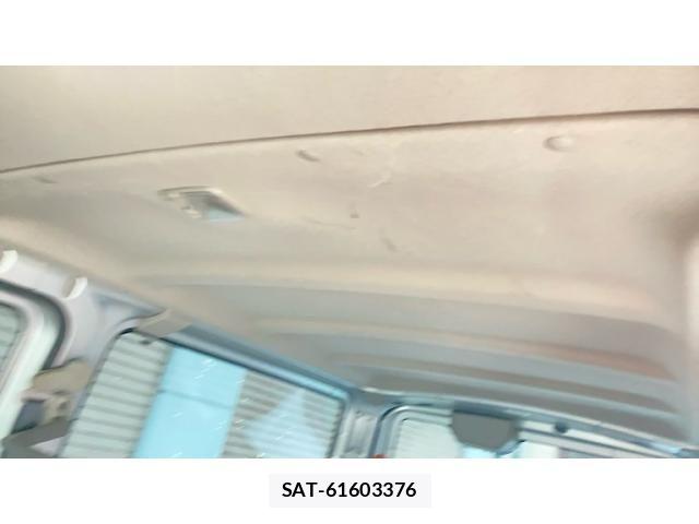 Nissan Caravan 2021-03 8879017-16