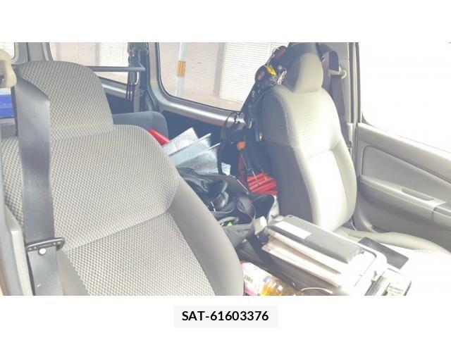 Nissan Caravan 2021-03 8879017-5