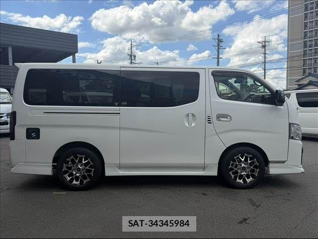 Nissan Caravan 2023-09 8879012-12