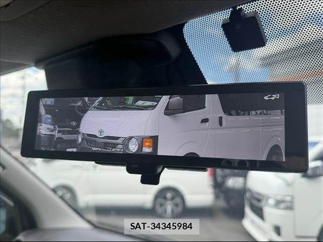 Nissan Caravan 2023-09 8879012-16