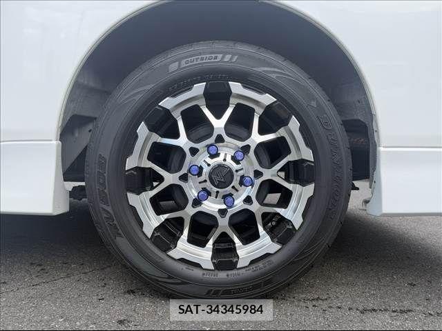 Nissan Caravan 2023-09 8879012-20