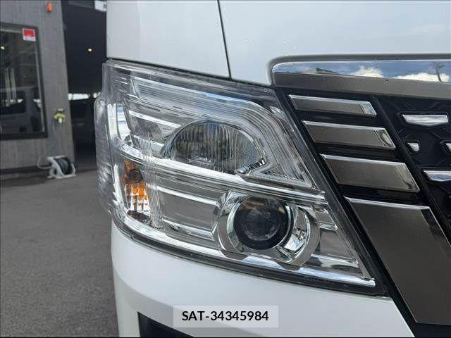 Nissan Caravan 2023-09 8879012-24