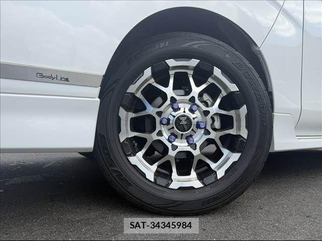 Nissan Caravan 2023-09 8879012-5
