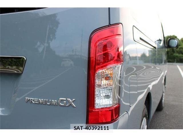 Nissan Caravan 2026-05 8879015-12