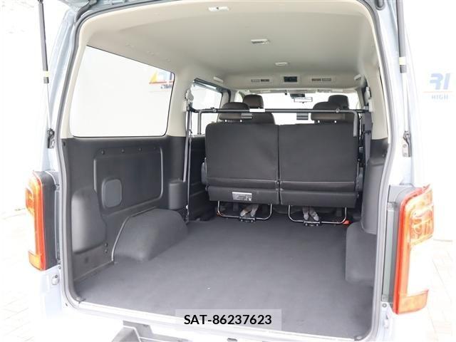 Nissan Caravan 2025-04 8879013-12