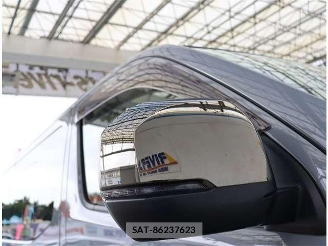 Nissan Caravan 2025-04 8879013-23