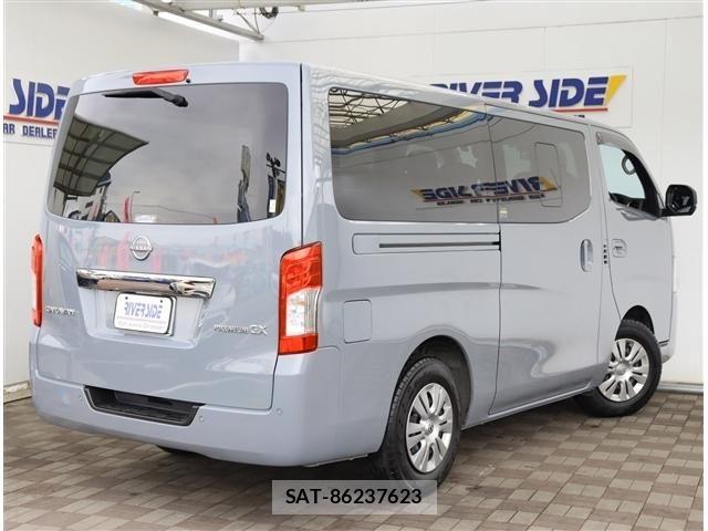 Nissan Caravan 2025-04 8879013-2