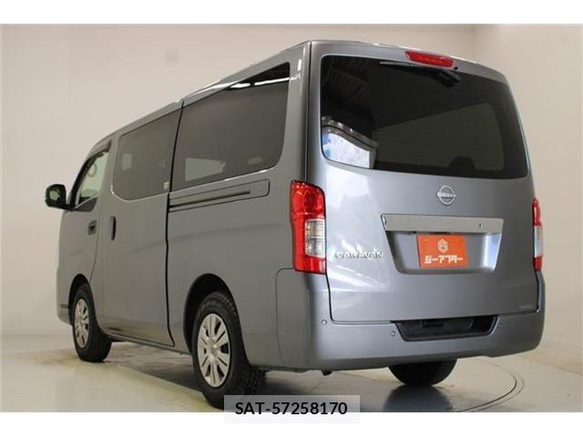 Nissan Caravan 2022-07 8879016-10