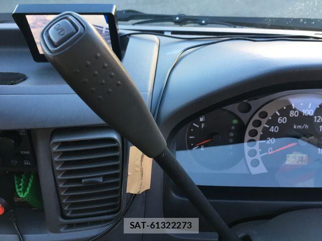 Nissan Caravan 2003-09 8879018-13