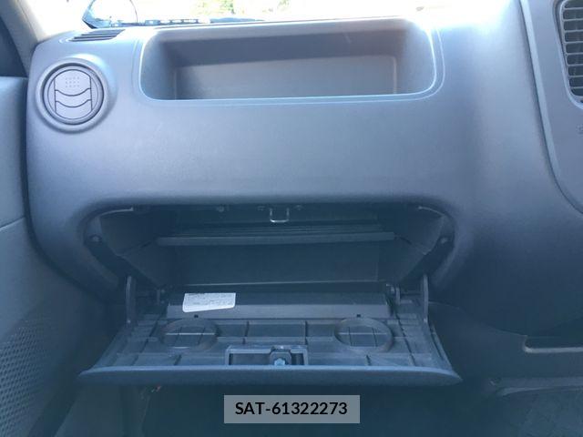 Nissan Caravan 2003-09 8879018-25