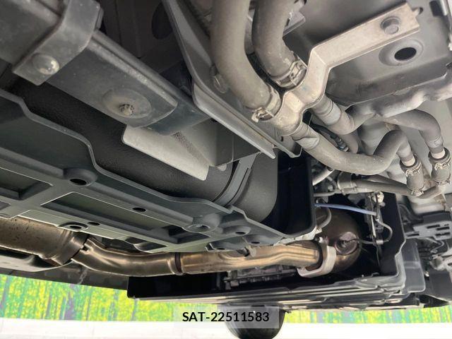 Nissan Caravan 2023-12 8883395-19