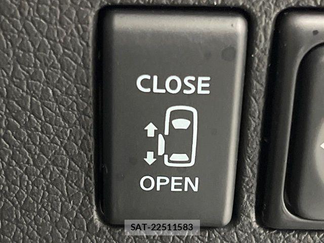 Nissan Caravan 2023-12 8883395-4
