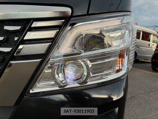 Nissan Caravan 2024-03 8883394-13