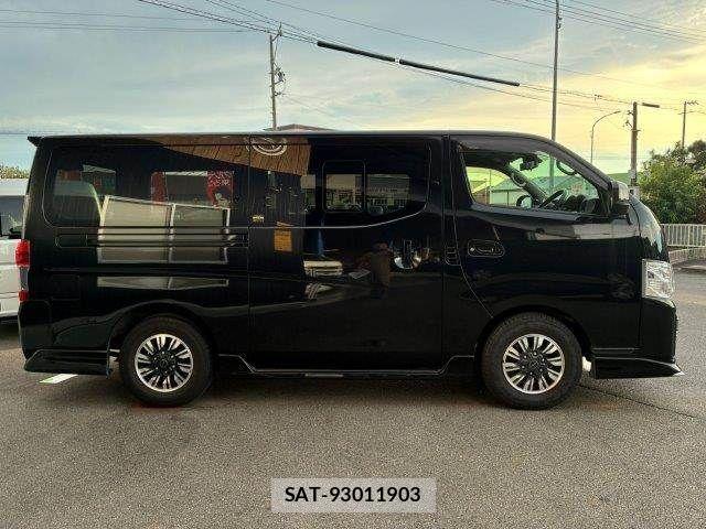 Nissan Caravan 2024-03 8883394-18