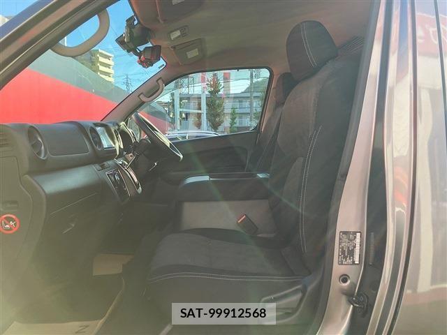 Nissan Caravan 2025-03 8883392-11