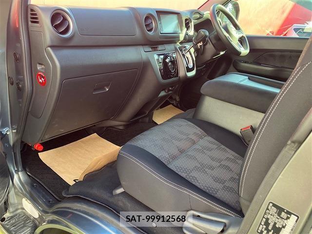 Nissan Caravan 2025-03 8883392-12
