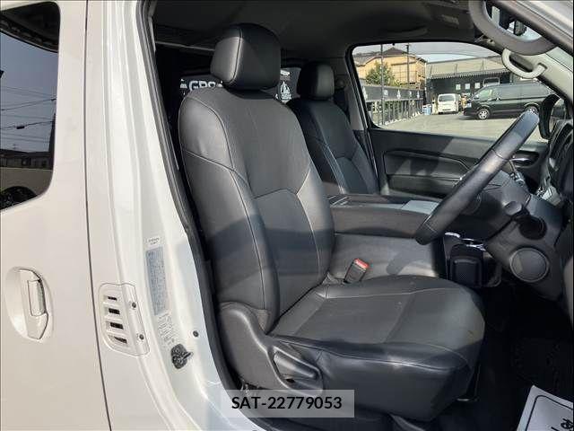 Nissan Caravan 2023-01 2345926-6