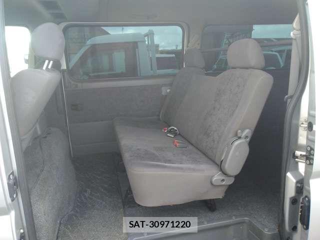 Nissan Caravan 2009-12 4751802-12