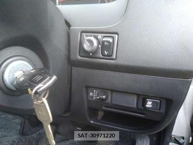 Nissan Caravan 2009-12 4751802-19