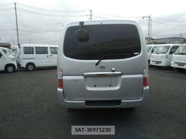 Nissan Caravan 2009-12 4751802-5