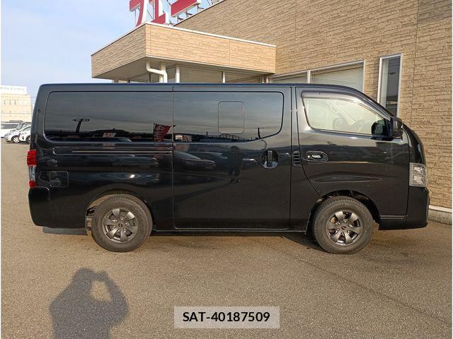 Nissan Caravan 2023-02 4933027-3