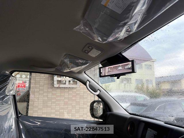 Nissan Caravan 2026-04 6008015-9
