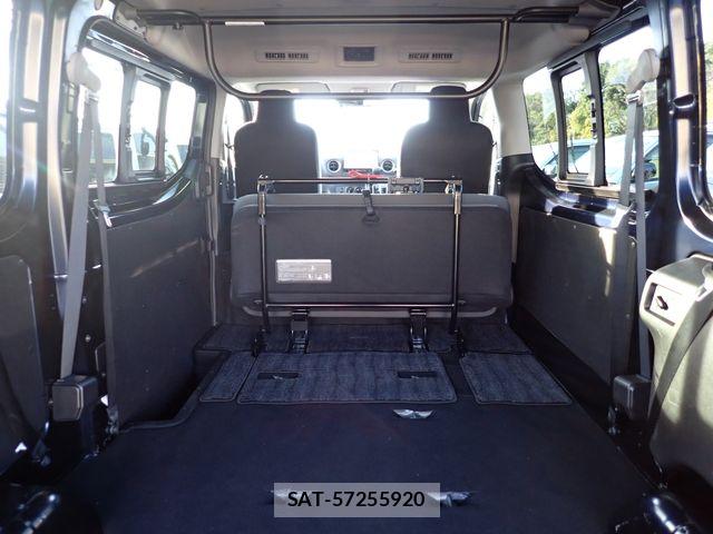 Nissan Caravan 2023-04 6212338-25
