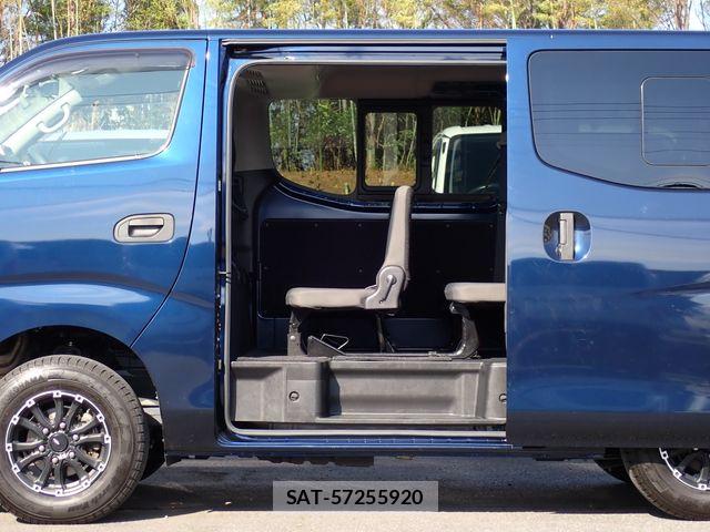Nissan Caravan 2023-04 6212338-4