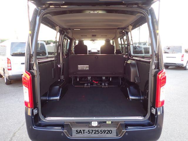 Nissan Caravan 2023-04 6212338-6