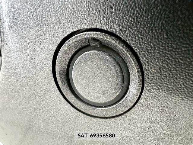 Nissan Caravan 2023-06 6275952-11