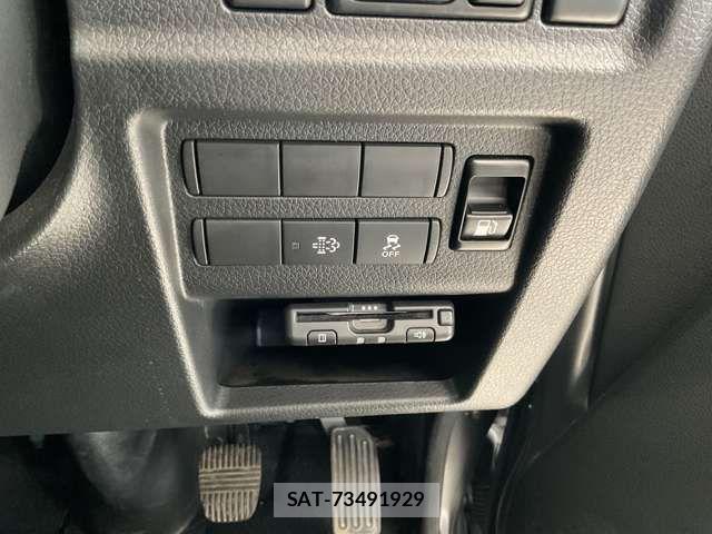 Nissan Caravan 2022-09 7057834-11