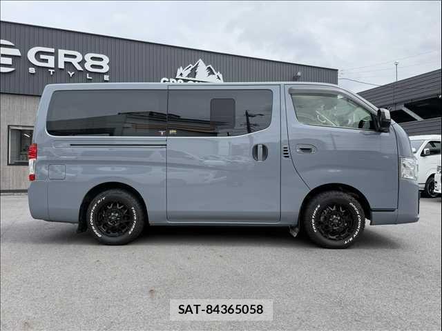 Nissan Caravan 2022-12 7215820-12