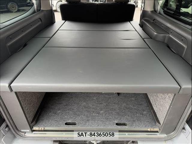 Nissan Caravan 2022-12 7215820-19